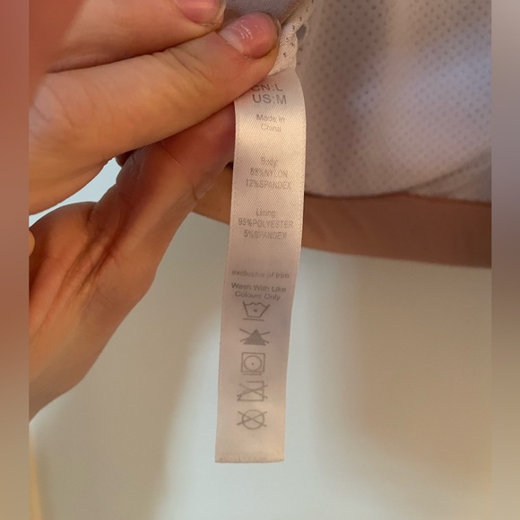 Nude sports bra - Picture 4 of 4